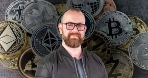 Exponential Investor